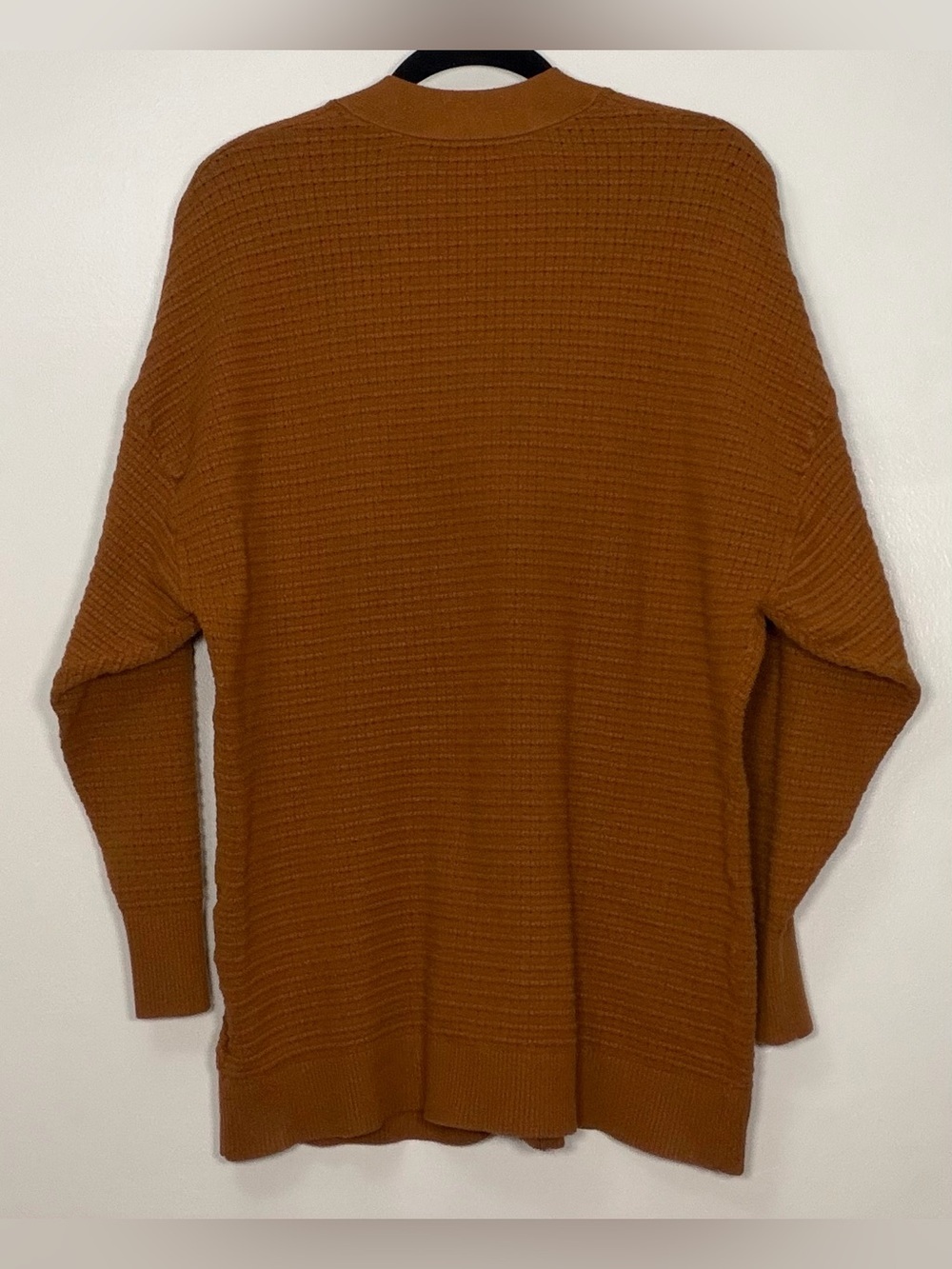 Express Women's Burnt Orange Button-Front Ribbed Cardigan - Picture 2 of 7